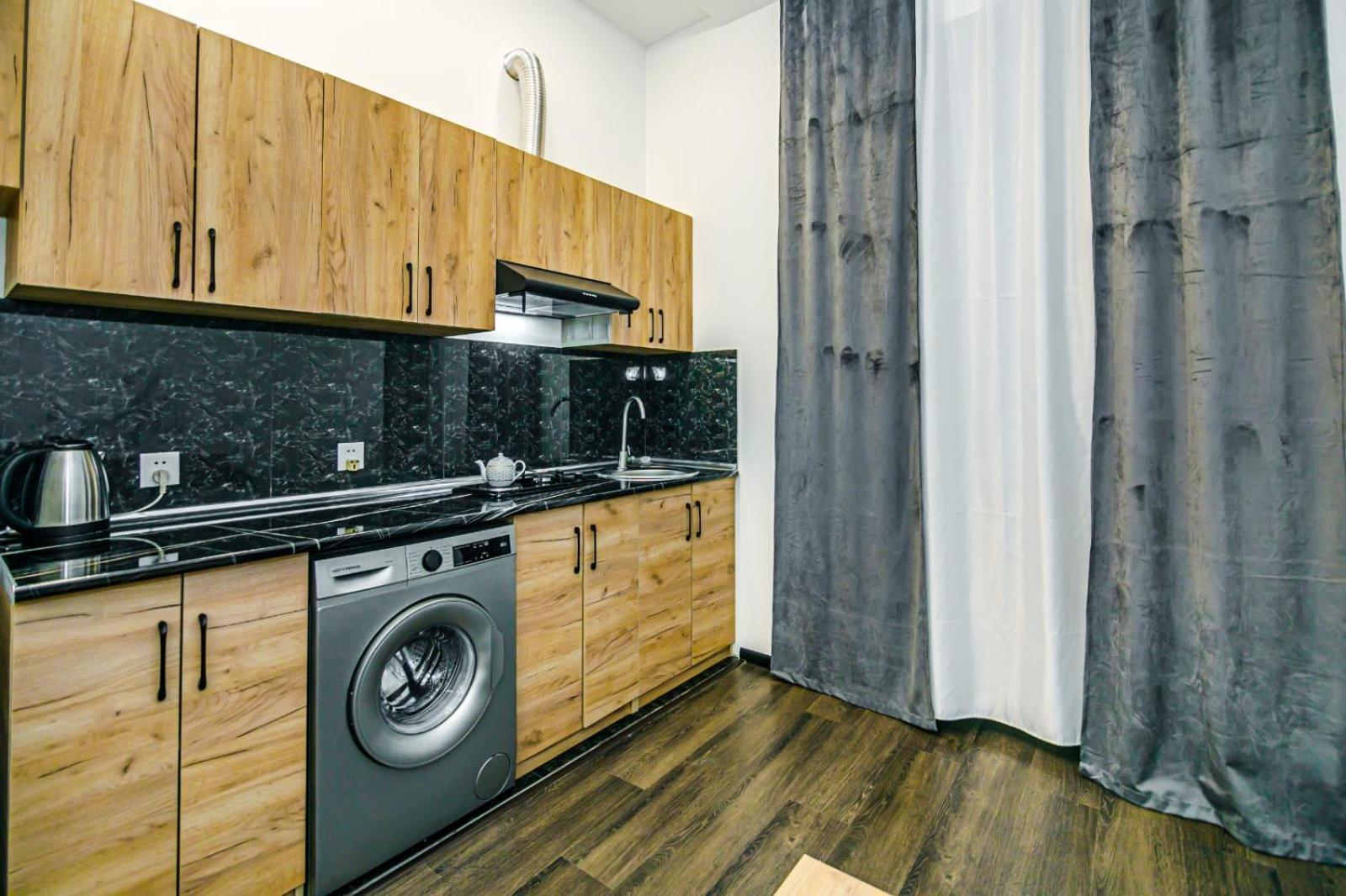 M Estate. 2 Room Home In Targovu Баку Екстериор снимка